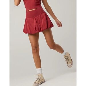 AERIE Offline Real Me Bubble Skort in Summer Burgundy - XL